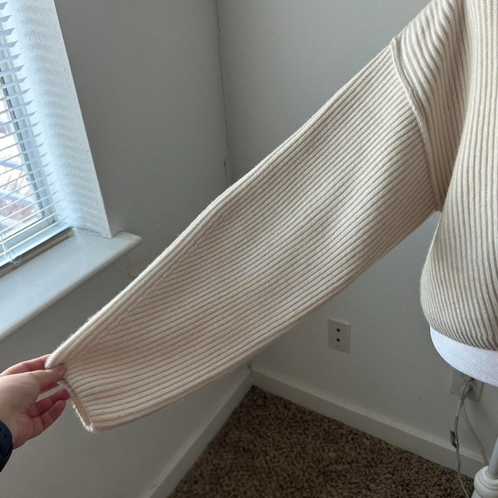 H&M Cream Ribbed Cardigan Sweater - Picture 4 of 7